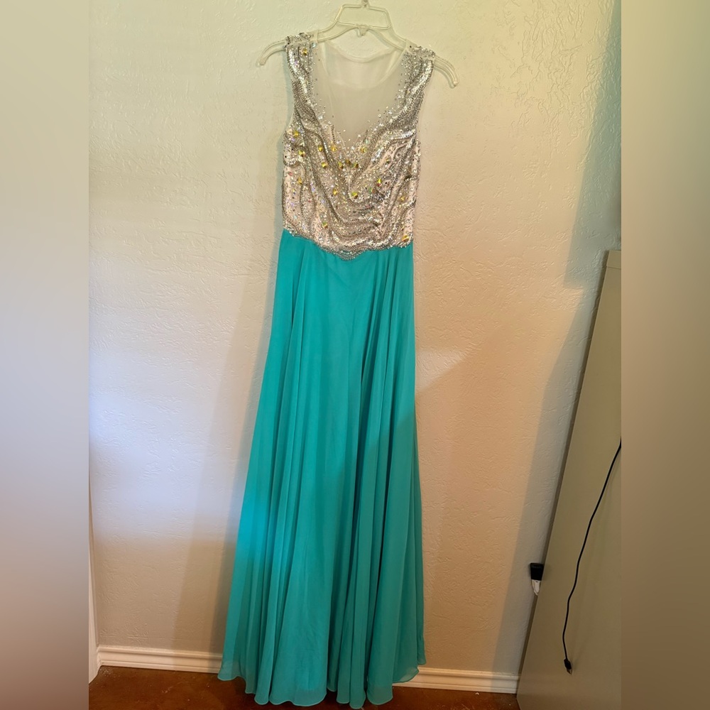 Coya Collection Women’s Medium Teal Sequined Prom Wedding Formal Gown Dress